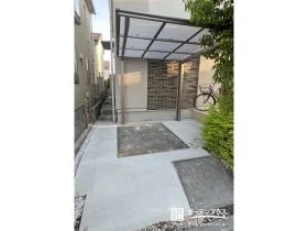 スロープつきで出入りがスムーズな駐輪スペース[施工後]
