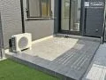 お庭時間が増える、心地よい広さのタイルデッキ