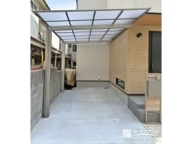 温かみを感じられるエクステリアを多く用いた新築外構工事