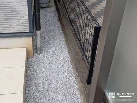 犬走りの雑草対策[施工後]