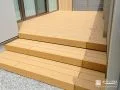 天然木のような温もりを演出するウッドデッキ