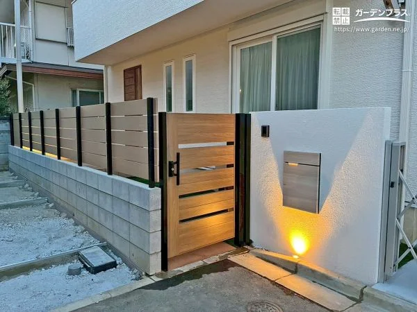 ナチュラルな門まわりと安心のクローズ外構