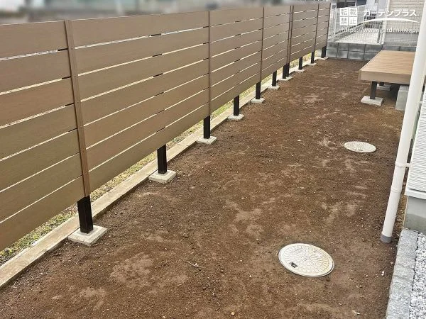 居心地のいい空間を作る木目調のエクステリア