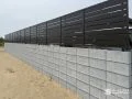 敷地外からの視線をしっかりカットする高さのフェンス設置工事