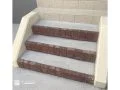 ナチュラルな印象のステップ