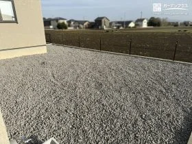 防犯性とメンテナンス性を考えたシンプル外構[施工後]