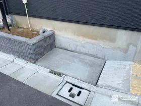 植栽スペースを縮小してできた空間を有効活用した玄関周り工事