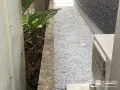 雑草知らずの犬走り