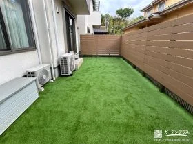 フカフカの感触を楽しめて気持ち良く遊べる人工芝敷きのお庭工事