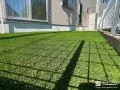 変形加工で美しく仕上げたリアルな質感の人工芝のお庭工事