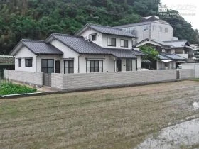 防犯対策万全に。クローズ外構へのリフォーム工事