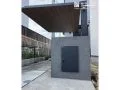 スマートに魅せる玄関まわりと、上質な駐輪スペース