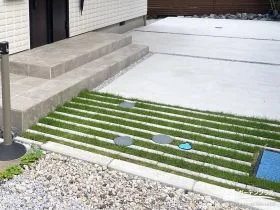 緑化ブロックで外構に緑をプラス[施工後]