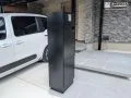 モダンな玄関まわりにぴったりな機能門柱「ミース」