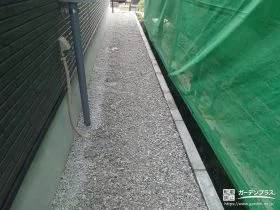 犬走にの雑草対策[施工後]