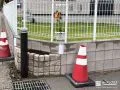 視認性と安全性を高める車止めポールと植栽スペース設置工事