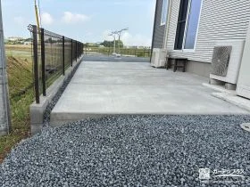 広々としたお庭をコンクリートや砂利で整え使いやすくした工事