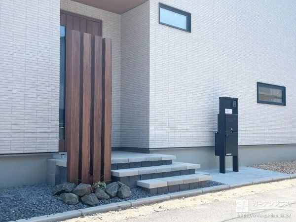 ナチュラルで温かみのある門まわりと過ごしやすいお庭づくり工事