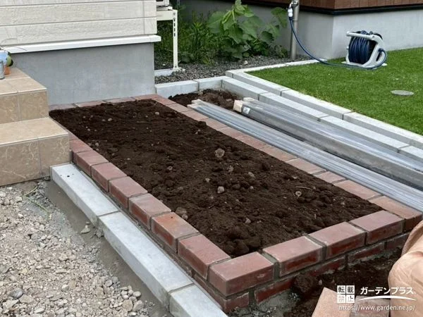 レンガの植栽スペース