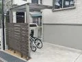 目隠しとサイクルポート付きの自転車専用スペース