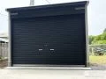 重厚感あるシャッター付きガレージ設置とコンクリートの打設工事
