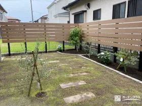 天然芝がナチュラルな印象のお庭[施工後]
