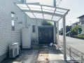 人工芝でお手入れの手間を軽減したお庭とカーポート設置工事