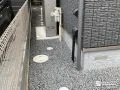 防草シートと砂利で雑草対策