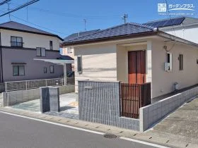 ブロック塀の重厚感が頼もしい新築外構