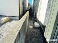雑草対策を施した犬走り