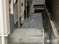 雑草対策を施した犬走り