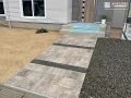 アクセントラインで引き締めるおしゃれなアプローチ