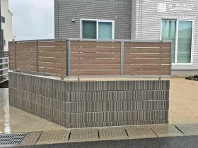 2面道路に面した住まいを守る目隠しフェンス[施工後]