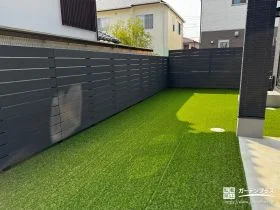 お子様がのびのび遊べる人工芝のお庭[施工後]