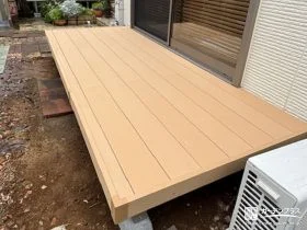 人工木で長持ちするウッドデッキ[施工後]