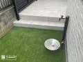 人工芝とタイルデッキで快適に過ごせる主庭リフォーム