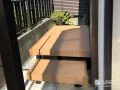独立ステップ付きで誰でも昇り降りしやすいウッドデッキ設置工事