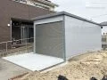 大切な車を守り、多目的に使える工夫が詰まった快適ガレージ工事