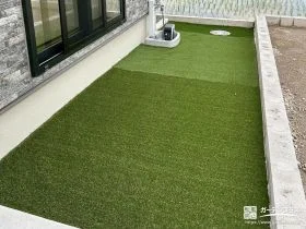 冬場も鮮やかな緑を保つ人工芝のお庭[施工後]