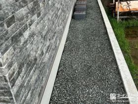 犬走りの雑草対策[施工後]
