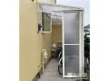 前面パネルつきでしっかり雨風を防ぐストックヤード