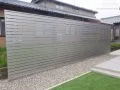 窓前をやさしく隠す目隠しフェンスで安心のプライベート空間
