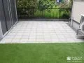 お庭の一画に便利なテラスを施工