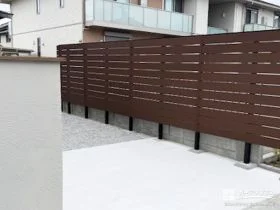 シャッター付きのバイクガレージを設置し防犯性を向上させた工事
