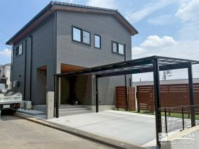 ご家族や友人と過ごすプライベート時間を楽しめるモダン新築外構