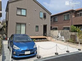 それぞれの空間が心地よく独立するファサード[施工後]