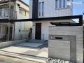 フレームとリンクする存在感のあるモダン新築外構