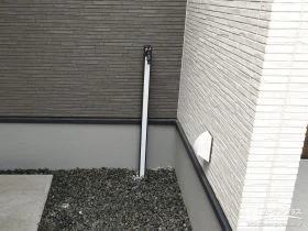スリムでスタイリッシュな立水栓[施工後]