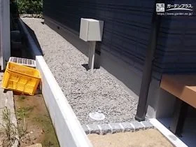 住まいを長く快適に保つ工夫を施した犬走り[施工後]