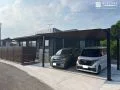 木目とブラックが落ち着く空間を演出する平屋の新築外構